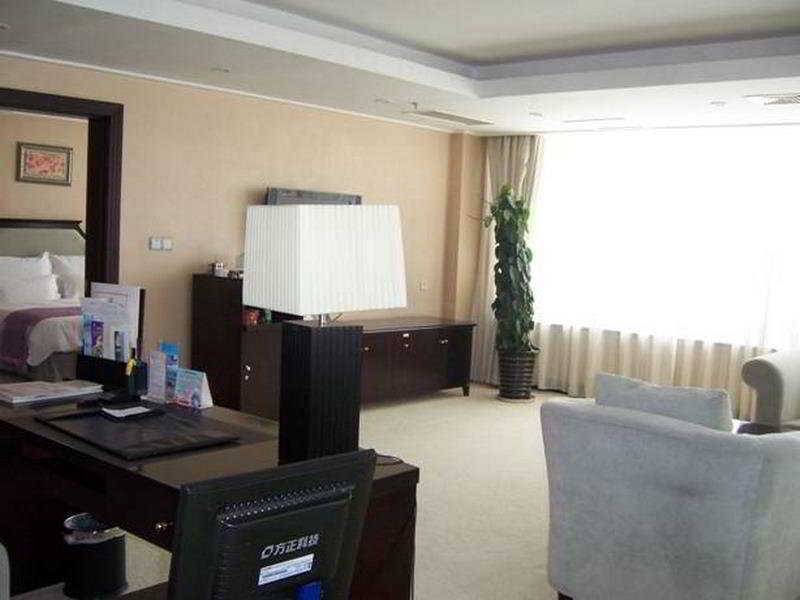 تشينغداو Sophia International Hotel الغرفة الصورة